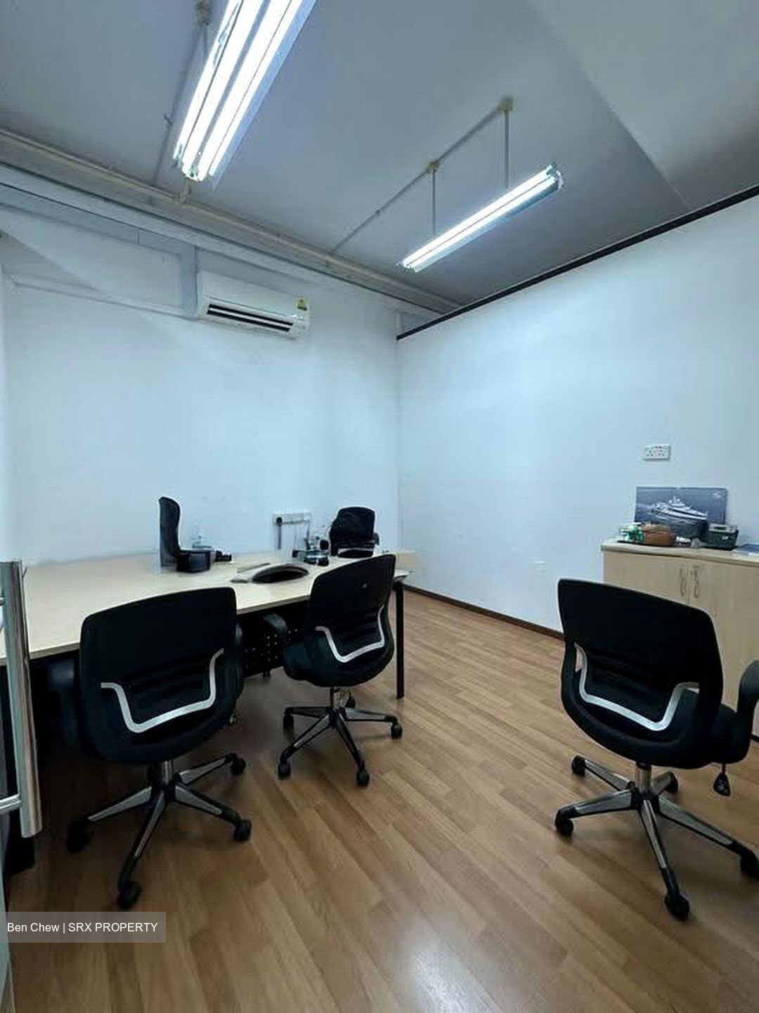Tradehub 21 (D22), Factory #630095981